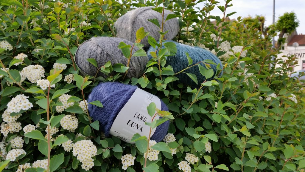 laine luna lang yarns