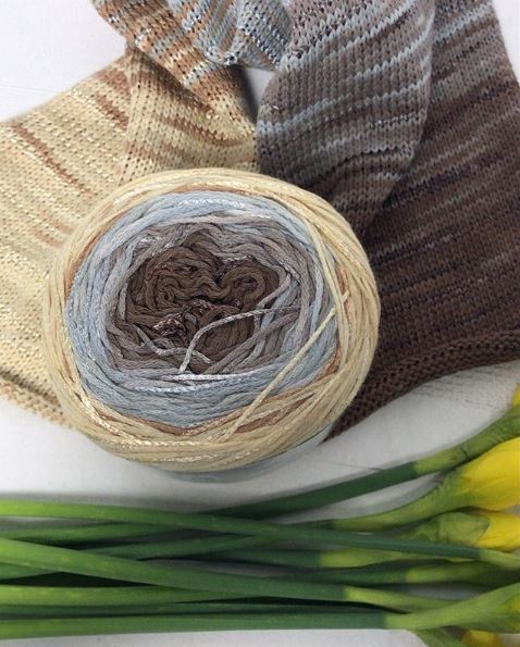 lang yarns bloom