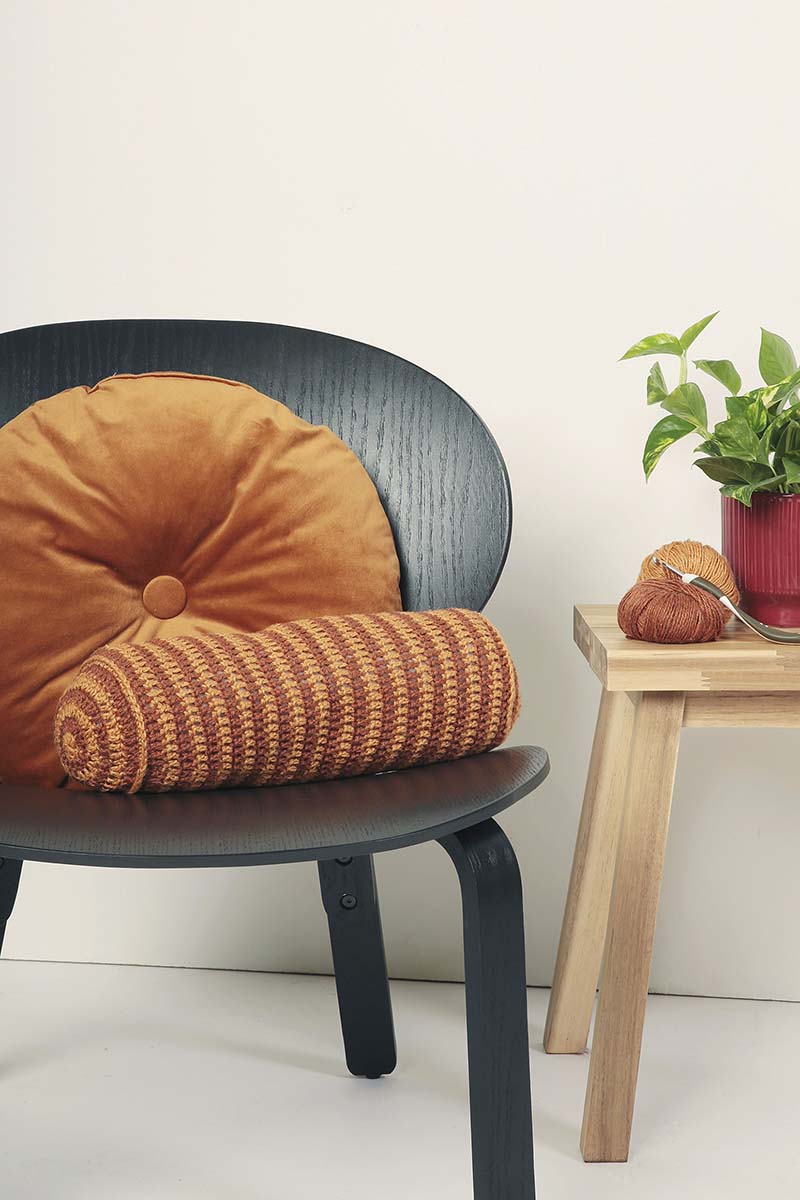 Coussin 4 booklet Ananas+ Lang Yarns