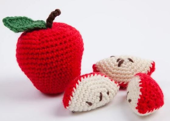 pomme crochet amigurumi