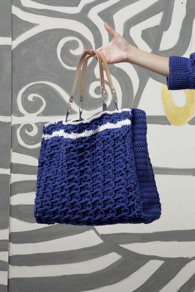 sac tricot bleu