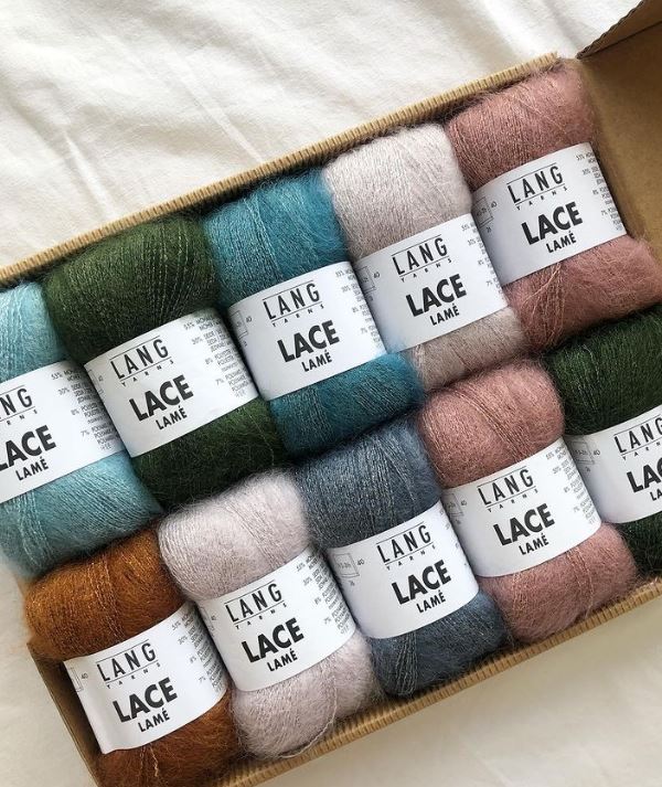 Lace lamé Lang Yarns