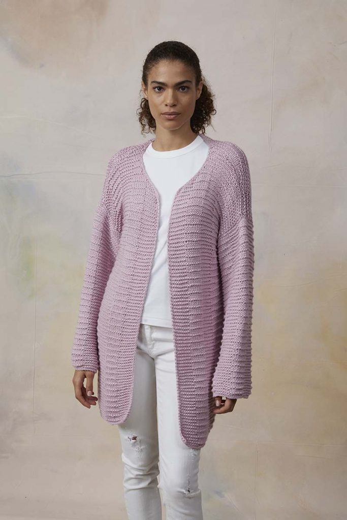 tricoter un gilet rose femme