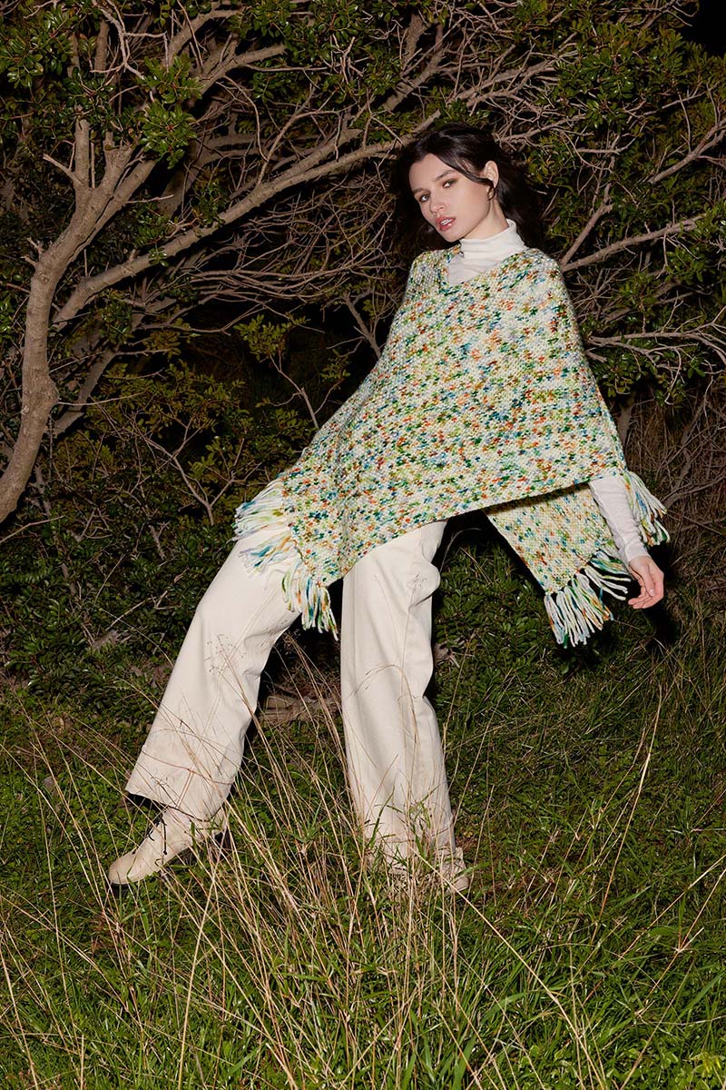 Poncho 46 catalogue Lang Yarns Punto 84