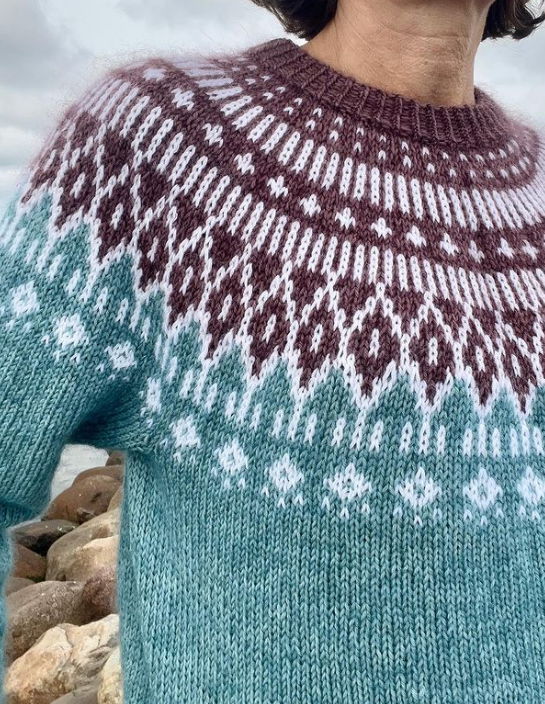 Pull islandais laine Merino 200 bébé et Lace Lang Yarns de @knit_and_relax_cph