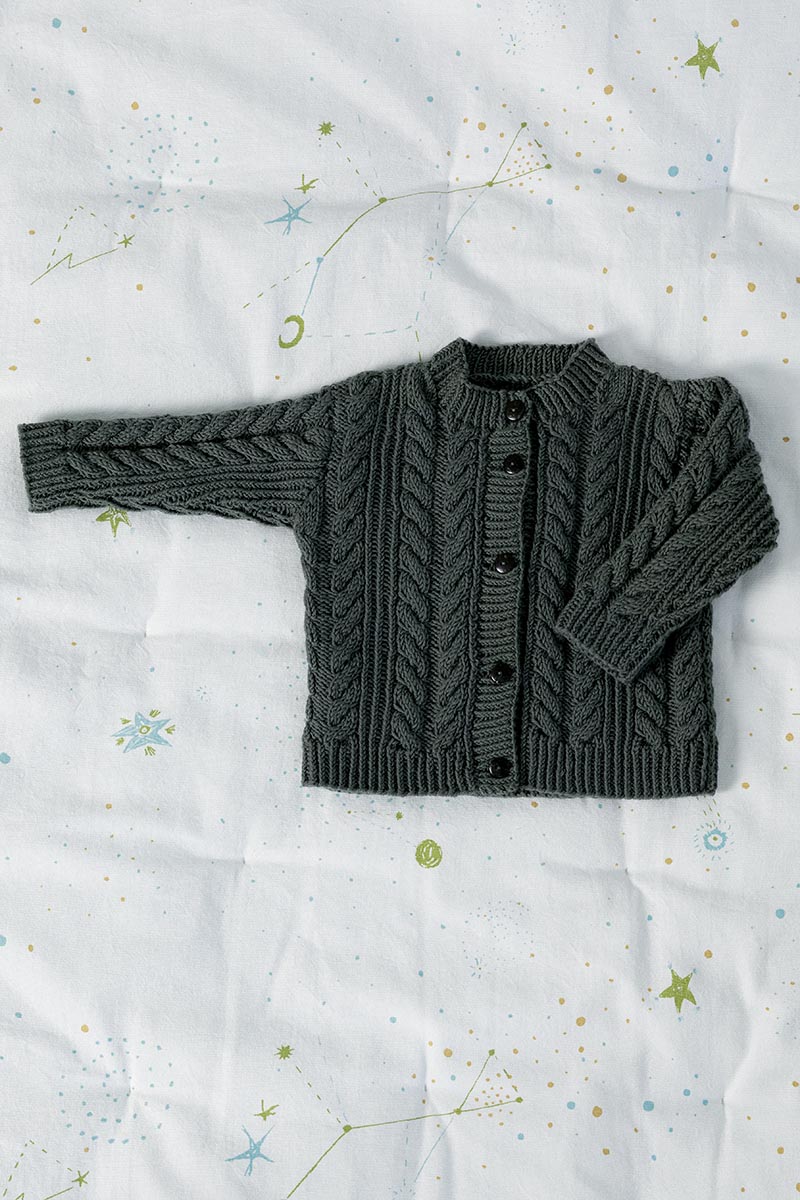 tricoter un gilet bébé Gilet 8 catalogue Lang Yarns Punto 17
