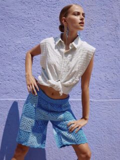 🦋Short au crochet tendance avec carré en grannies.🦋

🩳Modèle 5 Slow Paced du catalogue @wooladdicts 16.
 
🧶Coton Sweet, nouveauté printemps été 2026.

🔄Tailles S-M/L-XL :
Coloris 1175.0121 = 3/4 pelotes + Coloris 1175.0110 = 5/7 pelotes.

🪡Crochet n°3.5 + Aiguille circulaire n°3.

Bonne journée !✌️
•
#short #langyarns #wooladdicts #grannycrochet #crochet