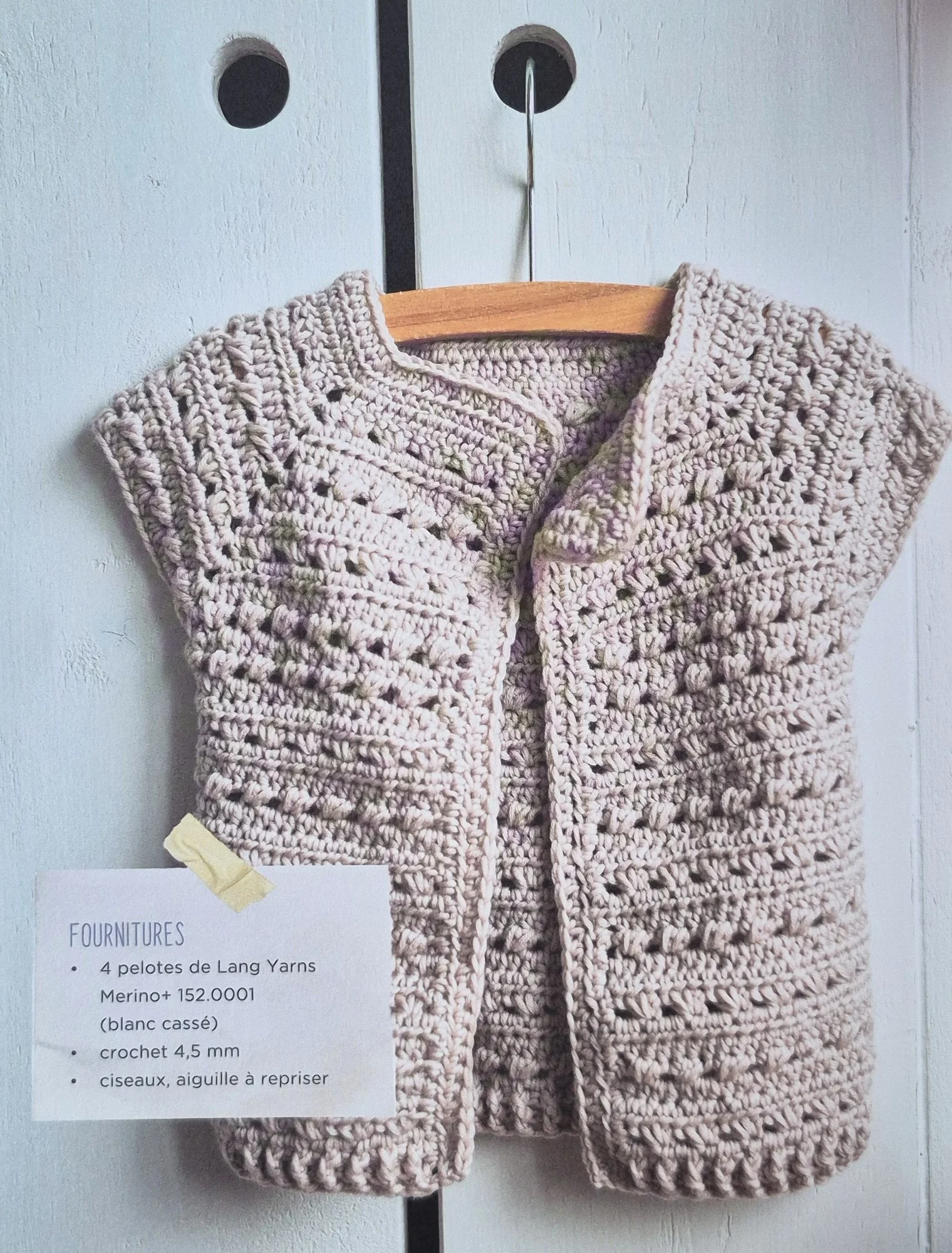 le grand livre du crochet pour bébé avec m. cey lang yarns 1