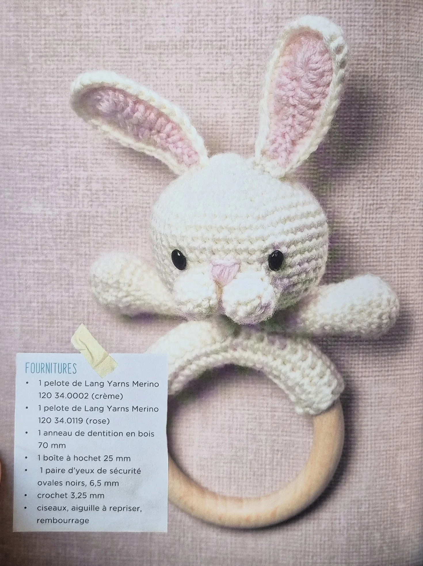 le grand livre du crochet pour bébé avec m. cey lang yarns 1