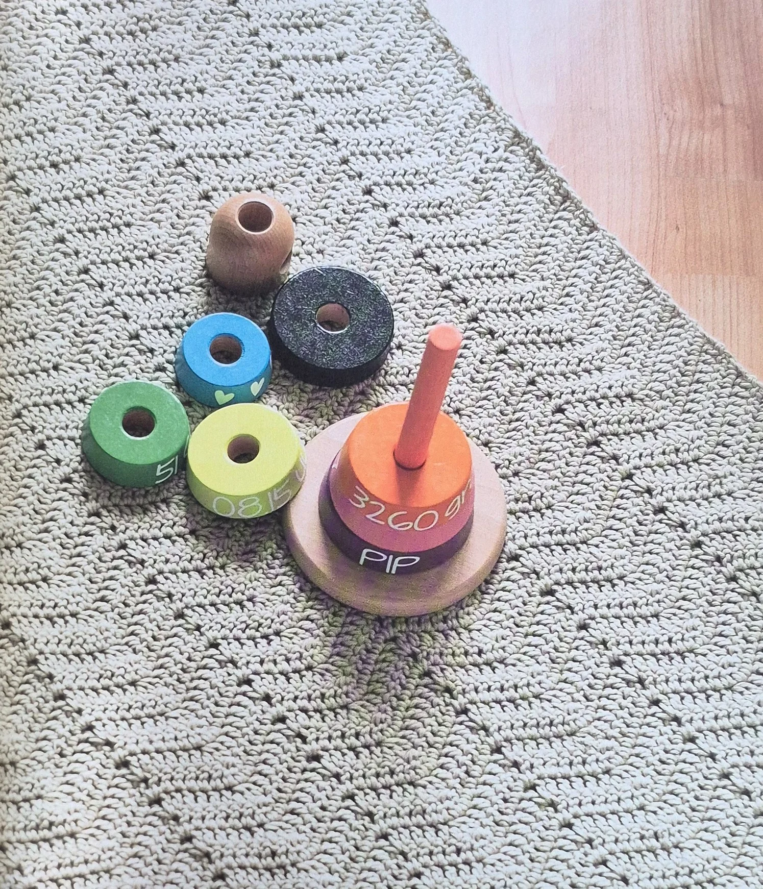 le grand livre du crochet pour bébé avec m. cey lang yarns 1