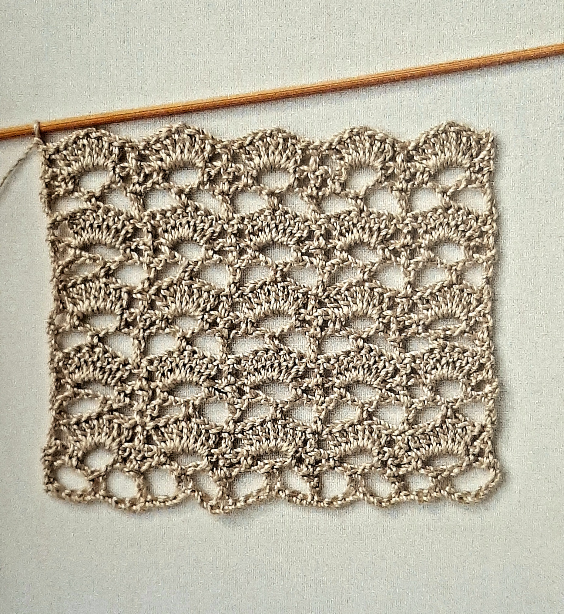 Point crochet arcs