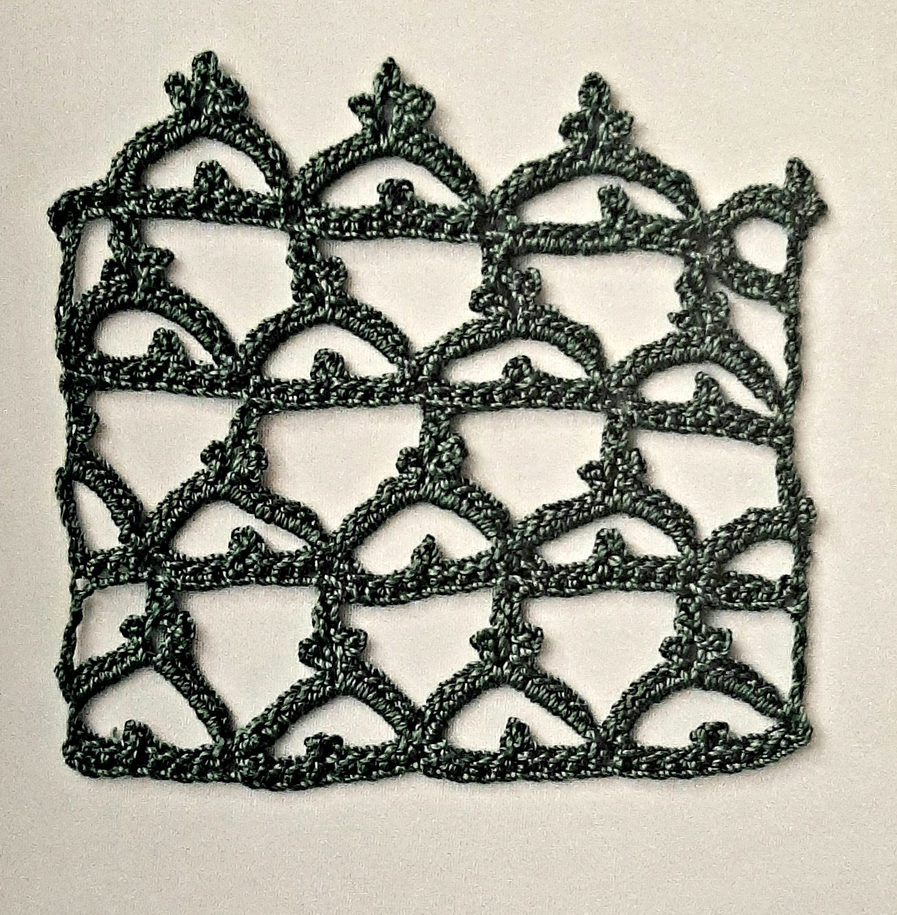 Point crochet arcs