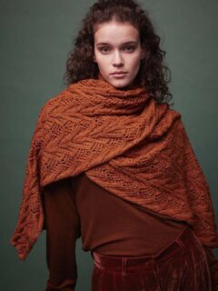 🦊L'étole au point ajouré, dans un joli coloris renard 🦊

🧣Étole Gillian numéro 3 du catalogue @langyarns_official FAM 286 Collection.

↔️67×180 cm.

🧶Nouvelle laine Nomad (laine et yack) Coloris  1166.0059 = 15 pelotes de @langyarns_fr

🪡Aiguilles numéro 4.

➿Point ajouré expliqué dans le catalogue.

Bonne journée !🙂
•
#ladylaine #langyarns #langyarns_official #nomad #laine #wool #yarn #lundi #monday #langyarnsnomad #jaimeletricot #jaimetricoter #jetricotepourmoi #jetricoteetjassume #doityourself #diy #newcollection #nouveau #nouvellecollection #ideetricot #instatricot #instaknitting #passionlaine #passiontricot #tricoter #etole #etoletricot