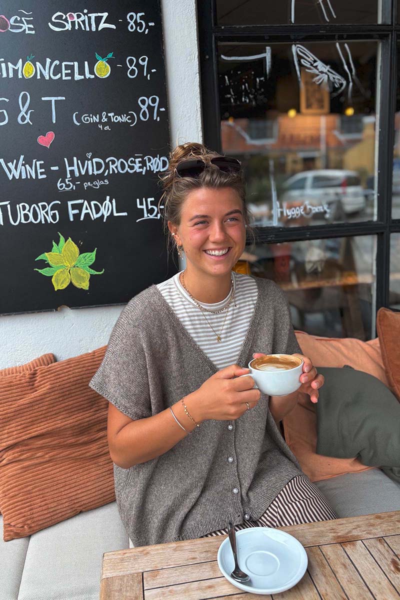 gilet Elegant Jacket de Lang Yarns