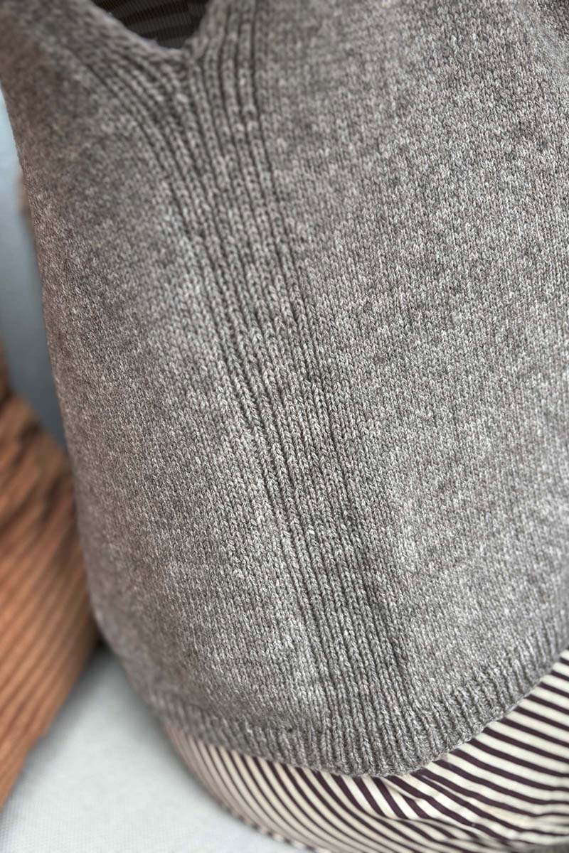 gilet Elegant Jacket de Lang Yarns