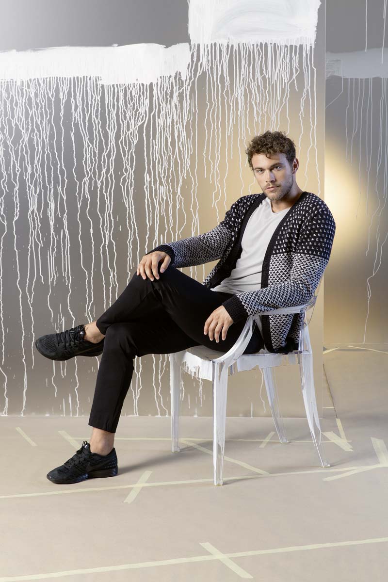 Gilet 15 du catalogue Lang Yarns FAM 243