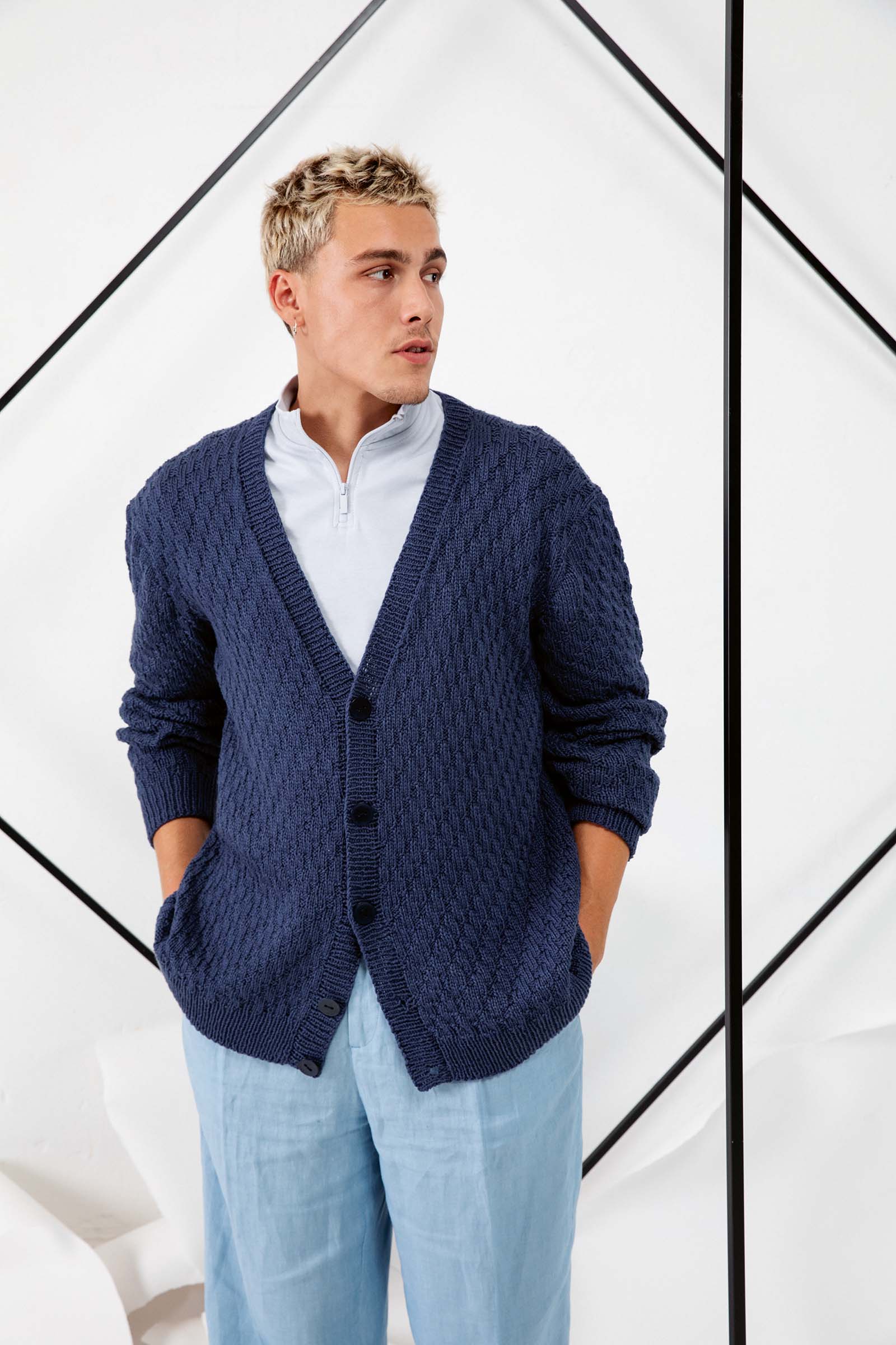Gilet 30 du catalogue Lang Yarns FAM 276