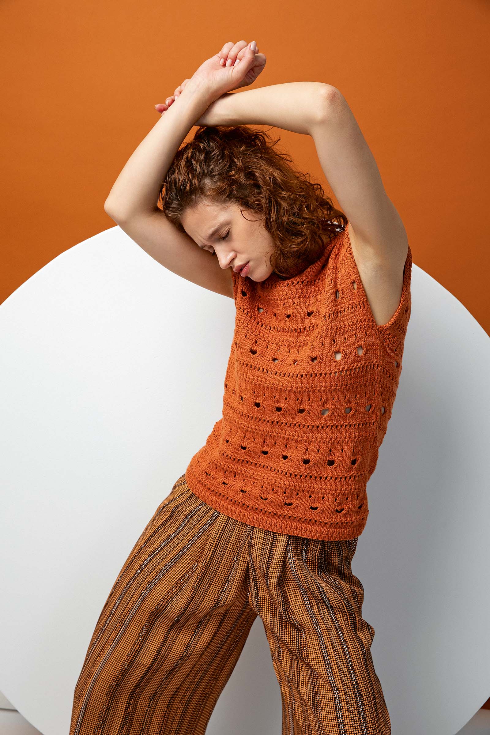 Débardeur 32 du catalogue Lang Yarns FAM 280