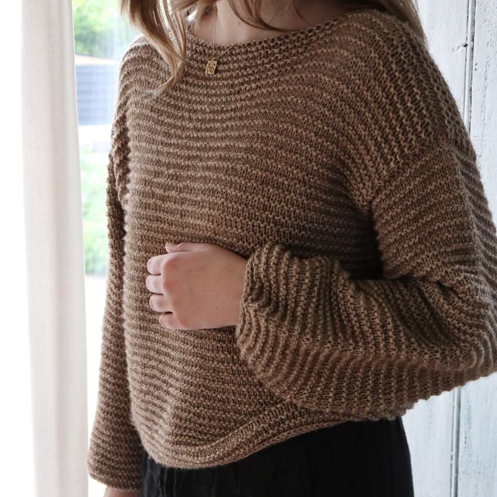 Pull Meadow de KnitAmore en Vaya Lang Yarns