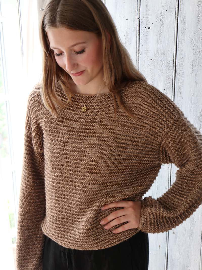 Pull Meadow de KnitAmore en Vaya Lang Yarns