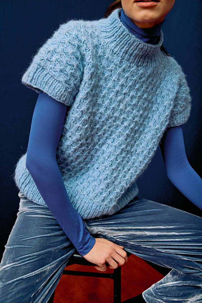 Pull sans manches 251 catalogue Lang Yarns Punto 89 Baby Lama