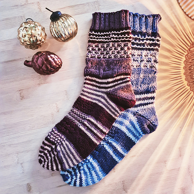 stripy soxx kal avent 2023 lang yarns