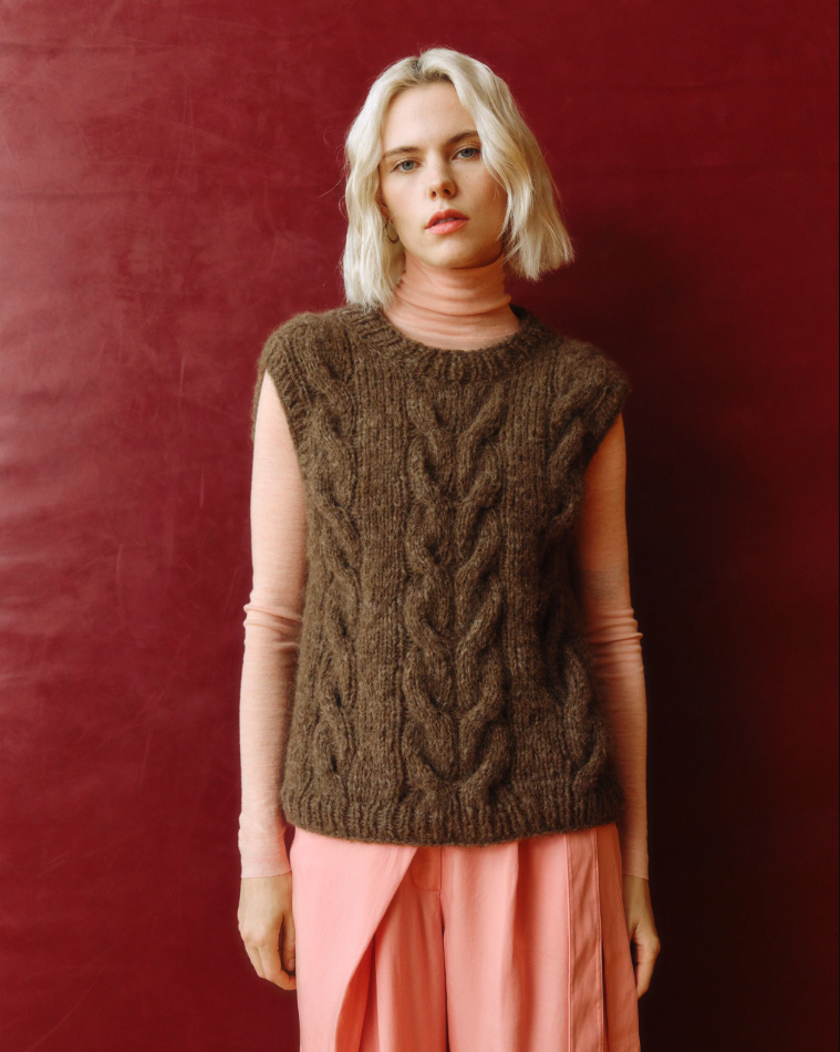 Pull Lone Initiative Handarbeit laine Baby Lama Lang Yarns