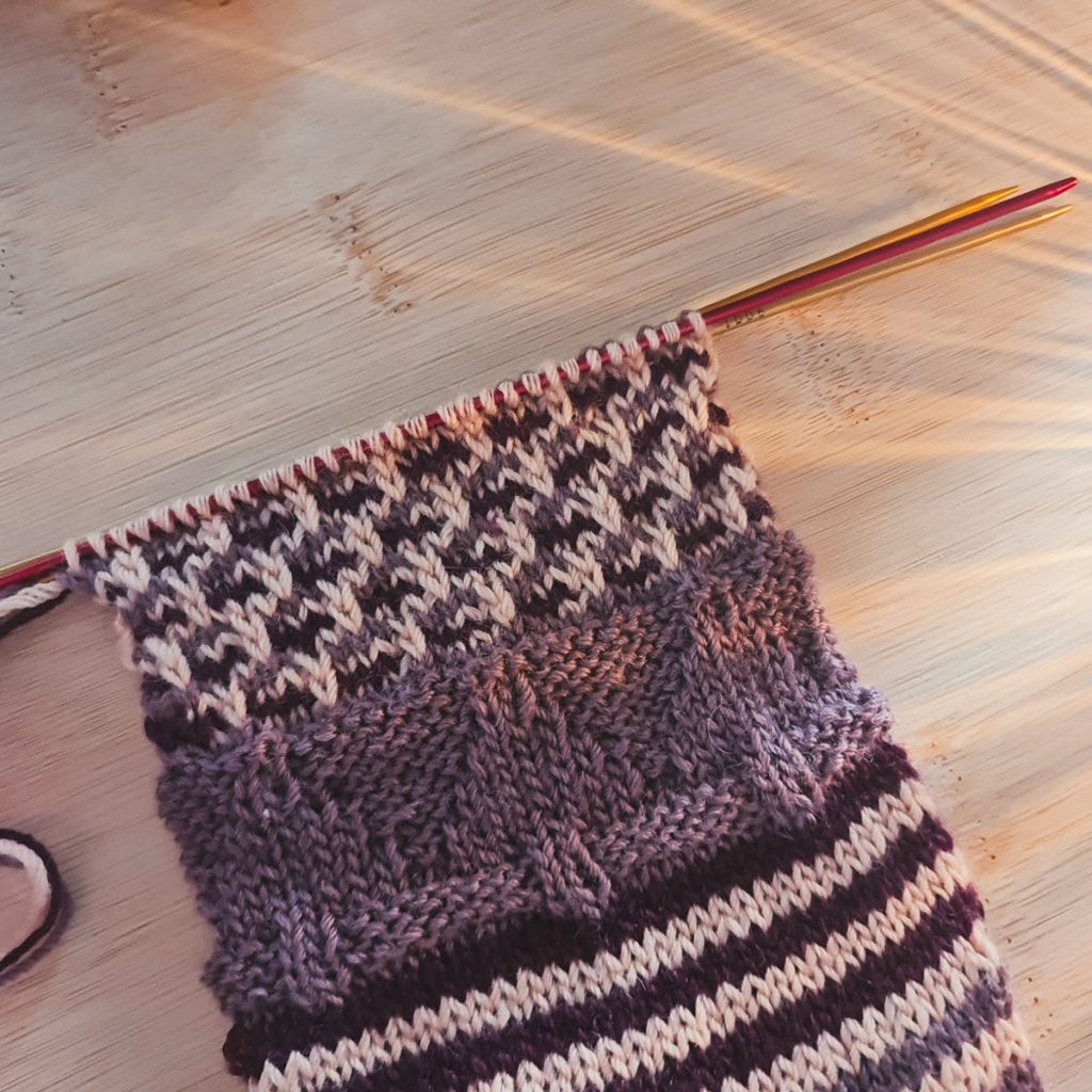 Point 8 stripy soxx kal 2023 lang yarns