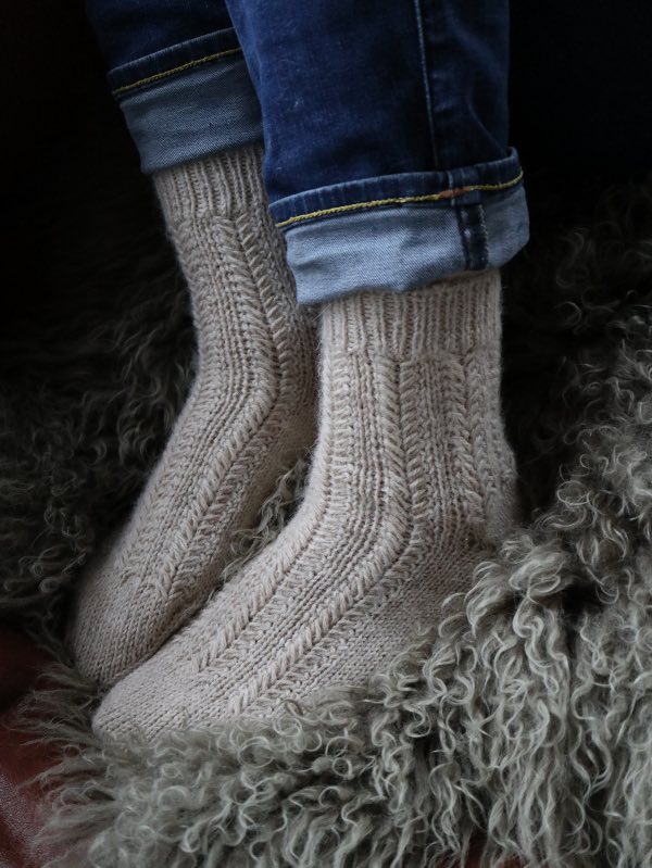 Chaussettes Callie laines lang yarns de knitamore