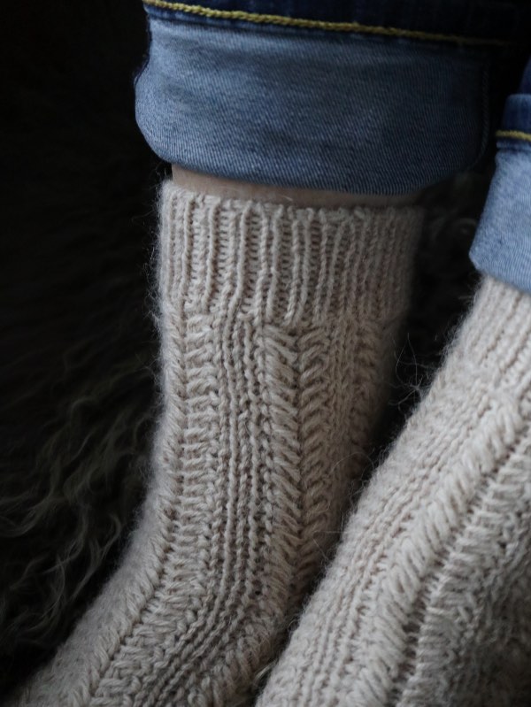 Chaussettes Callie laines lang yarns de knitamore