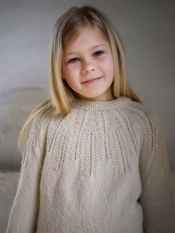 pull callie enfant laine lang yarns de knitamore