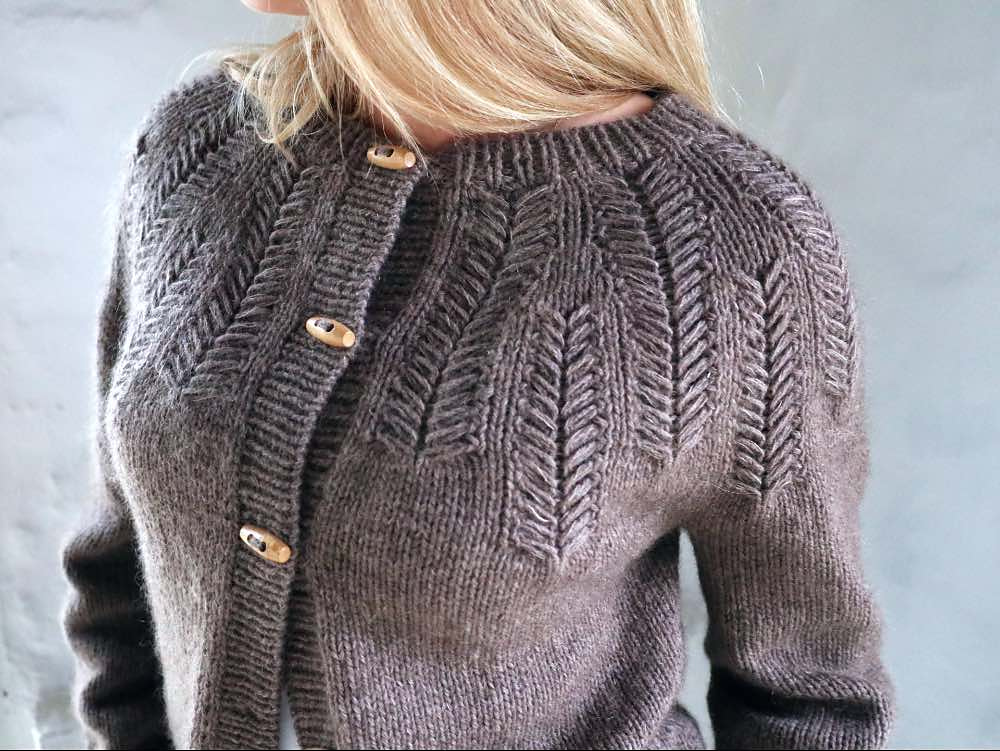 Cardigan Callie Knitamore laine Lang Yarns