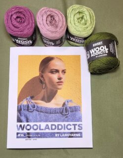 🌞🧶Nouvelle présentation de catalogue @wooladdicts à partir d'aujourd'hui : Catalogue Wooladdicts by Lang Yarns N°16🧶🌞

Collection Printemps-Eté 2026.🌷

👕32 modèles pour femmes tricotés et crochetés (short, débardeur, pulls manches longues, pulls manches courtes, gilet sans manches, gilets avec manches longues, sacs, jupe, chaussettes, tops, robe, bonnets) avec les fils Glow, Pride, Footprints et les nouveautés Sweet et Whisper de Wooladdicts.

Compositions:

🧶Sweet : 55% coton organique, 45% viscose de bambou.

🧶Whisper : 76% lin, 24% coton.

🧶Glow : 66% viscose lyocell, 26% coton organique, 8% polyamide.

🧶Pride : 40% lin, 32% coton, 28% viscose.

🧶Footprints : 45% coton, 42% laine, 13% polyamide.

4 thèmes de couleurs sont proposés dans le catalogue :

Savour: Pistache & Artichaut🫒

Cruise : Lido de Venise et Lagon🌊

Marvel : Multicolor🌈

Stroll : Laurier rose et Bougainvillier🌸

Les modèles vous seront présentés dès demain.📸

Bon samedi !🎀
•
#ladylaine #langyarns #wooladdicts #ideetricot
#inspirationtricot