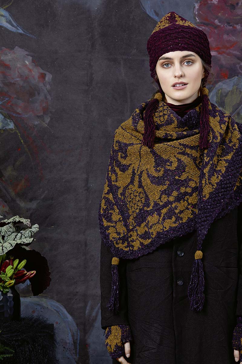 Châle 14 catalogue Lang Yarns FAM 258