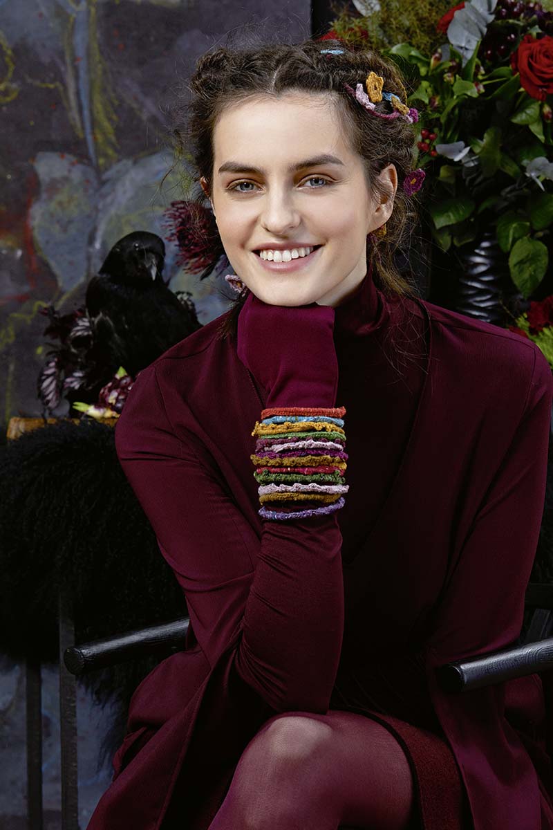 Bracelets 17 catalogue Lang Yarns FAM 258