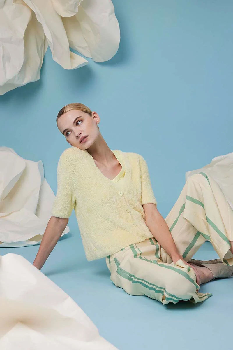 Gilet 43 catalogue Lang Yarns FAM 288 Collection