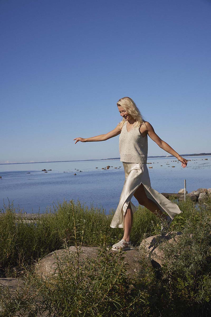 Débardeur 5 catalogue Lang Yarns Punto 90